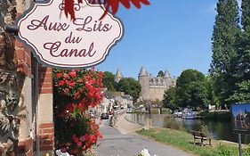 Aux Lits Du Canal Josselin